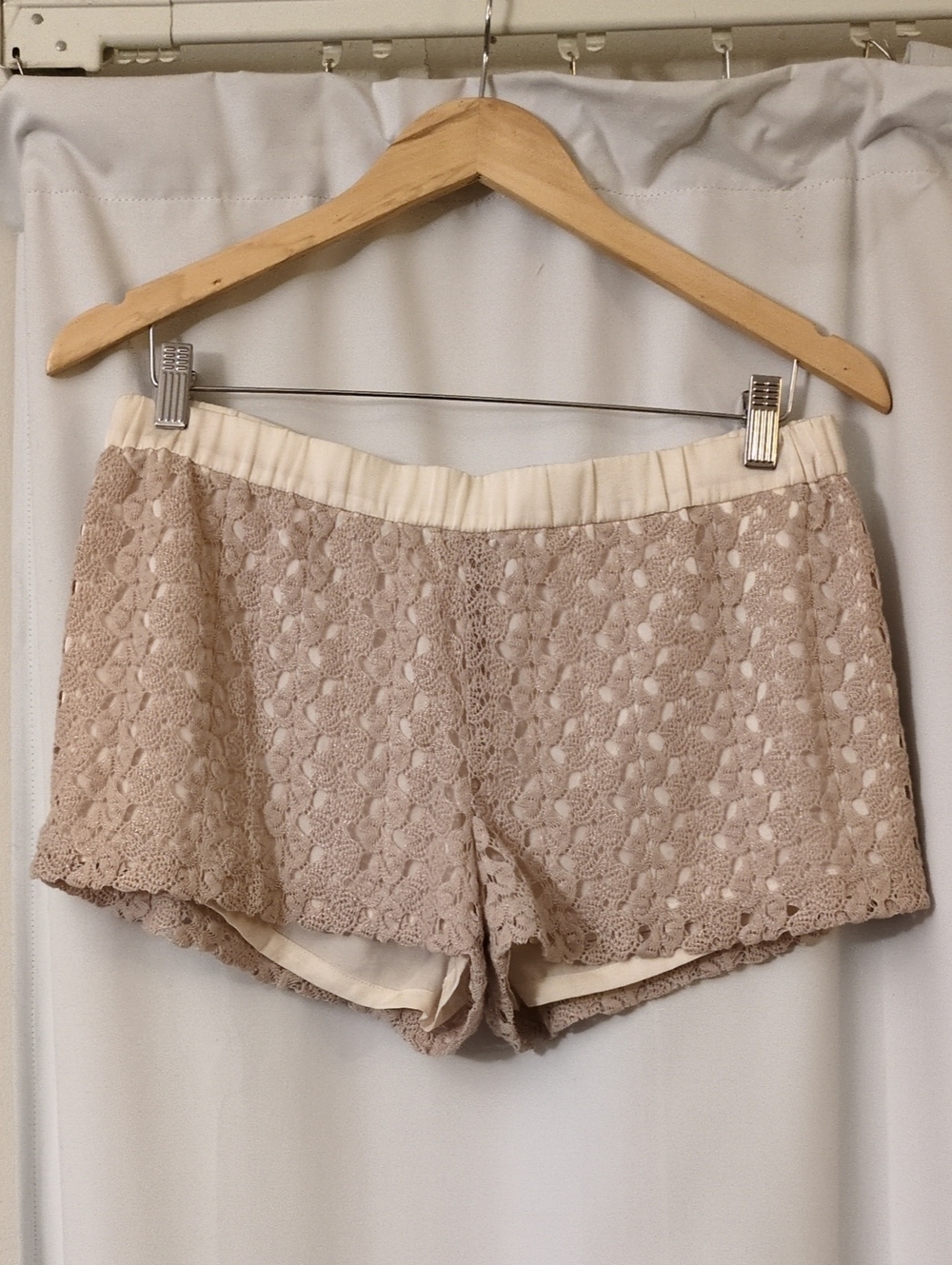 Guess Beige Crochet Lace-Overlay Shorts